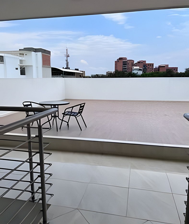 Cómodo apartamento con terraza.