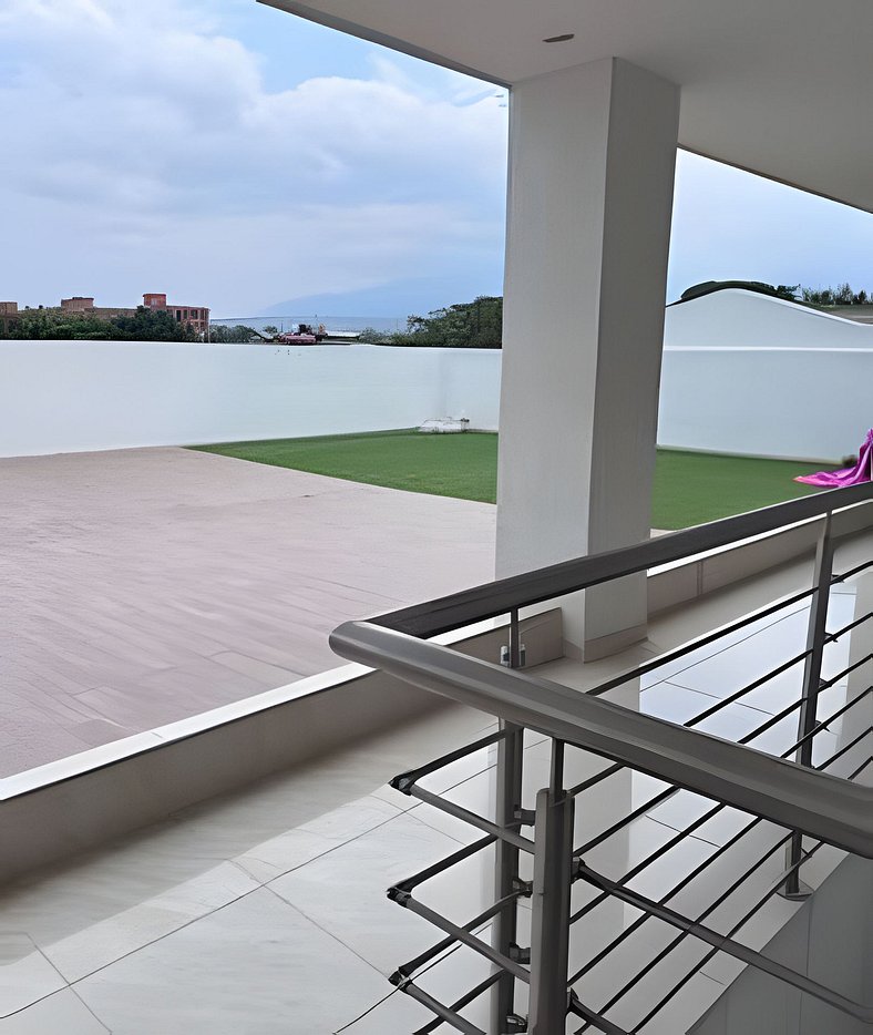 Cómodo apartamento con terraza.